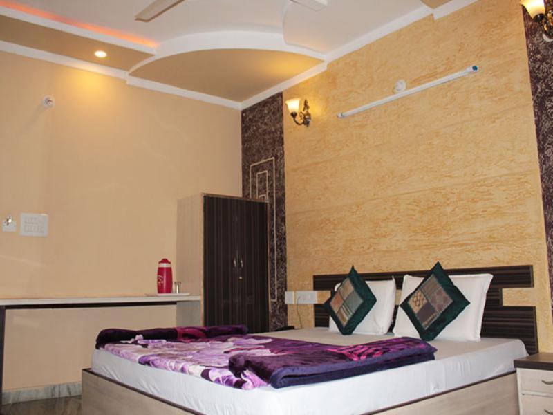 Hotel Kingdom Palace Udaipur Esterno foto